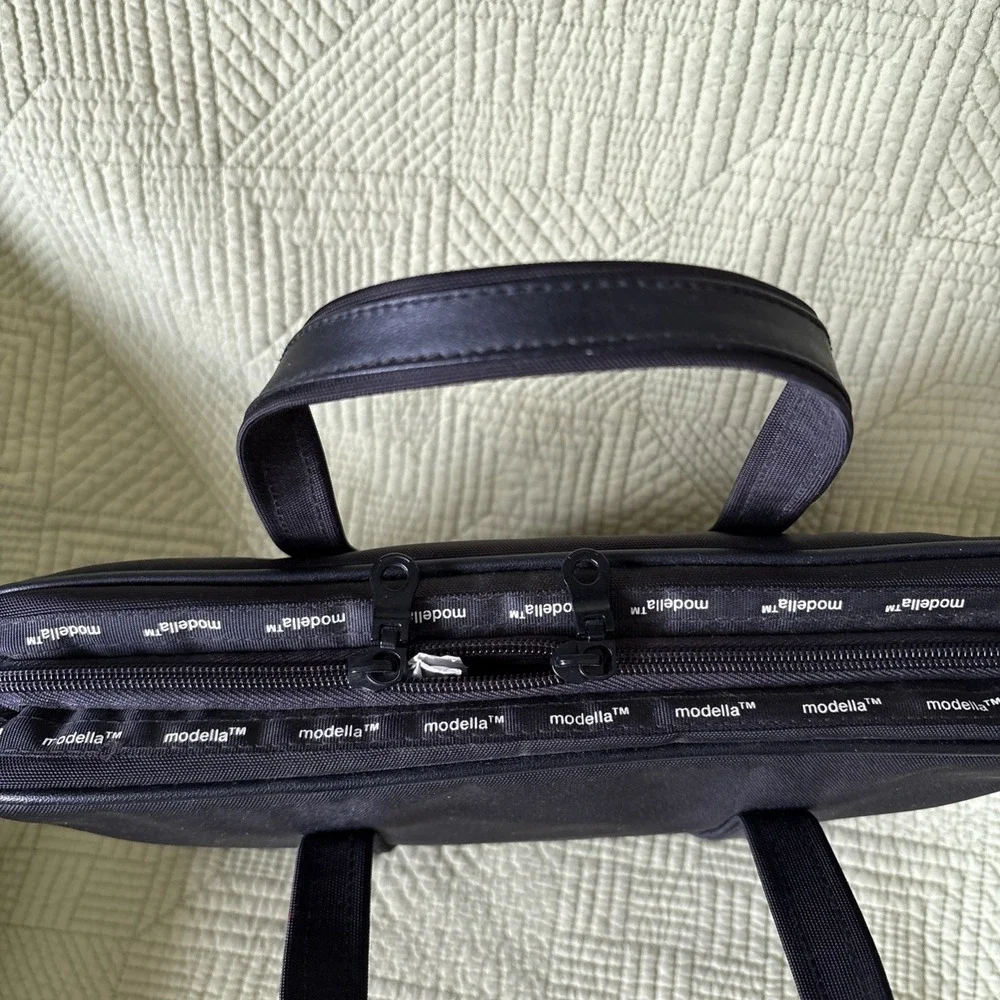 Modella Black CosmeticMakeup Train Case Travel Organizer DoubleZip Handles 11.5
